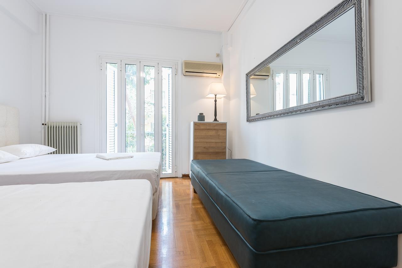 Victoria Grand Palace Apartments Athens Exterior photo